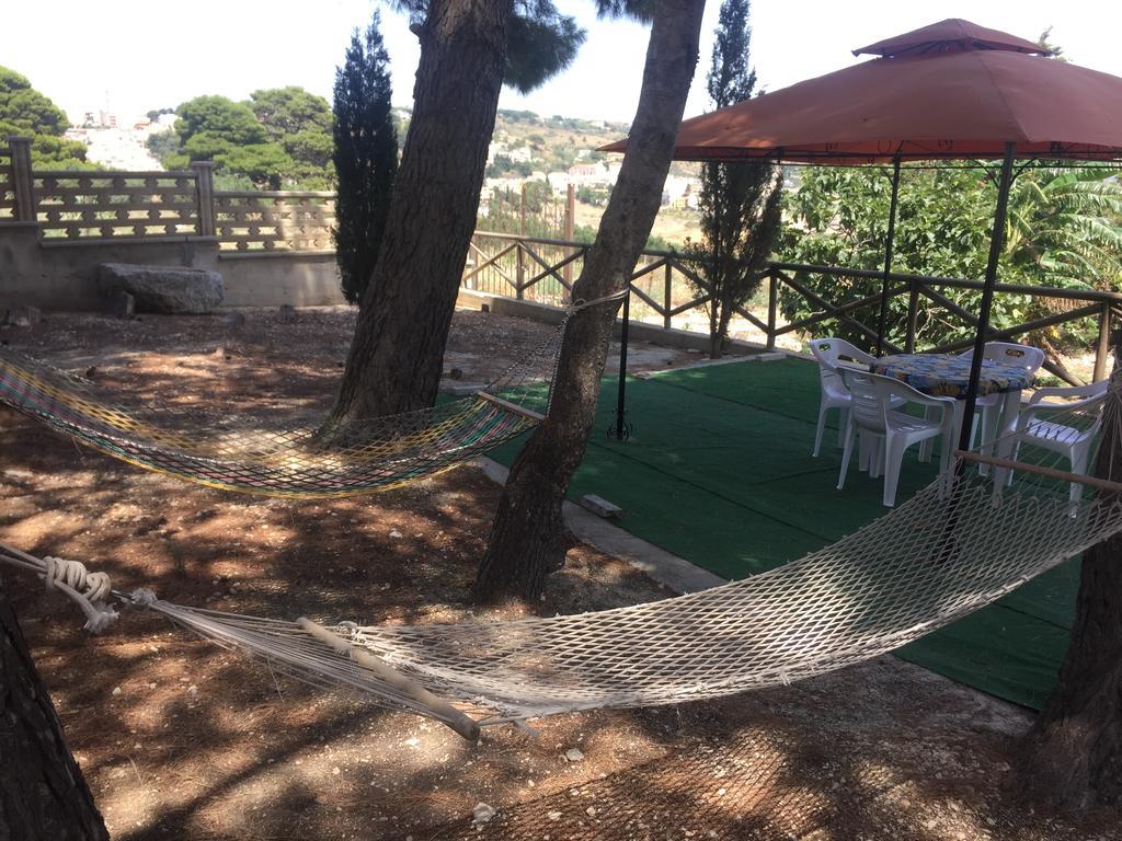 Casa Vacanza Caronia Valderice Esterno foto